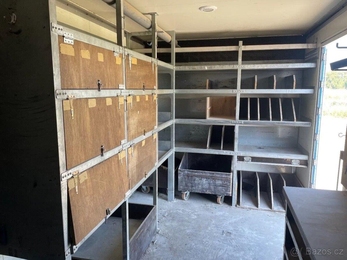 Skříň - buňka - sklad - garáž 4,5 - 2