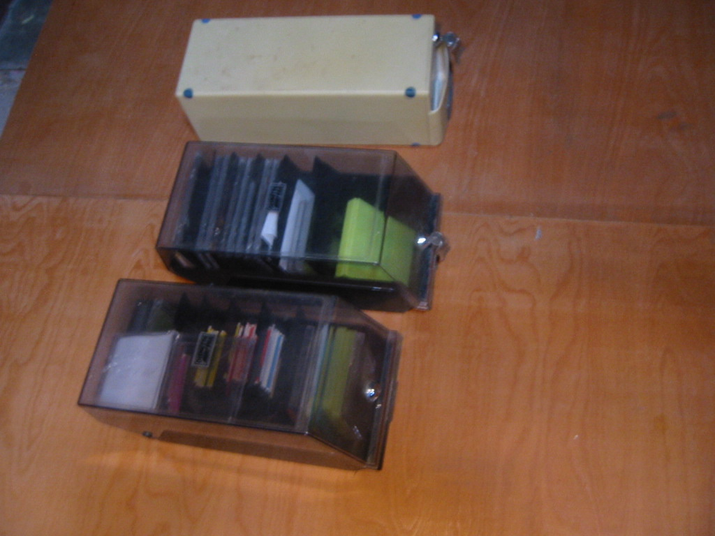 diskety, schánky na diskety - 2