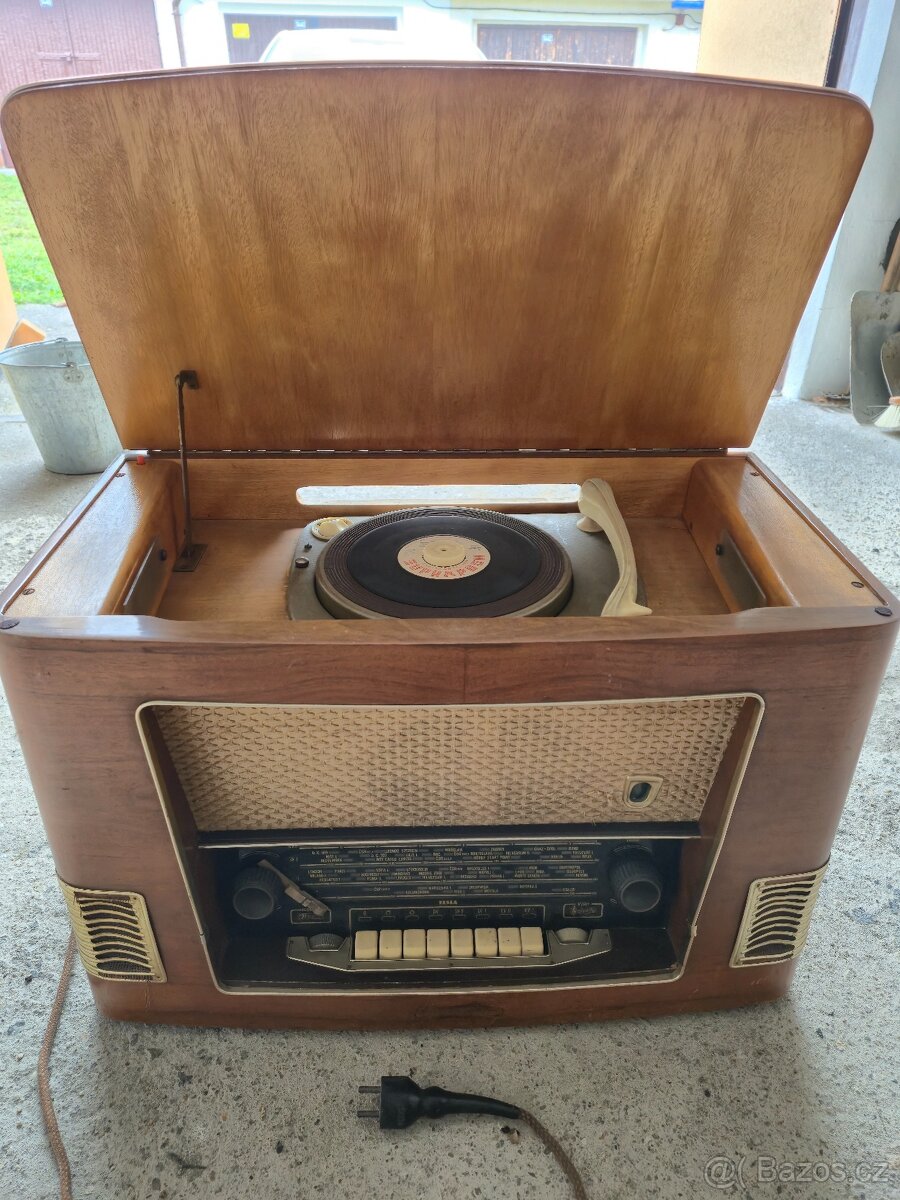 Rádio Tesla Overtura - 2