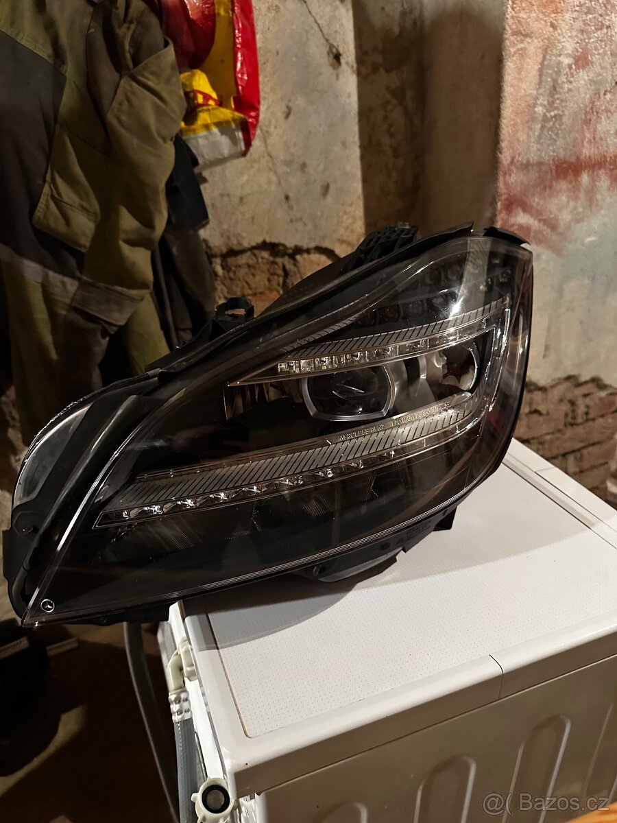 Levý přední světlomet Mercedes-Benz LED High Performance - 2