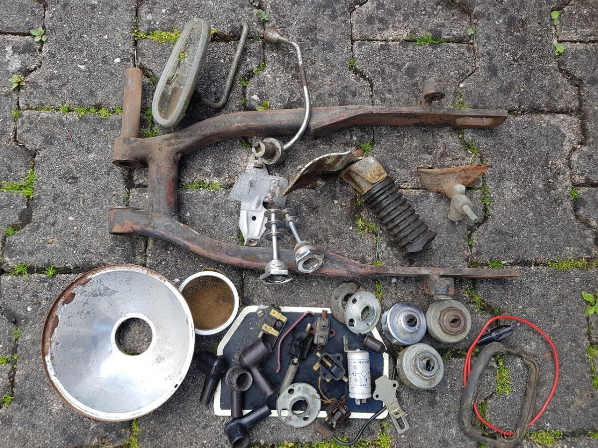 JAWA kývačka, panelka - díly - úklid garáže - 2