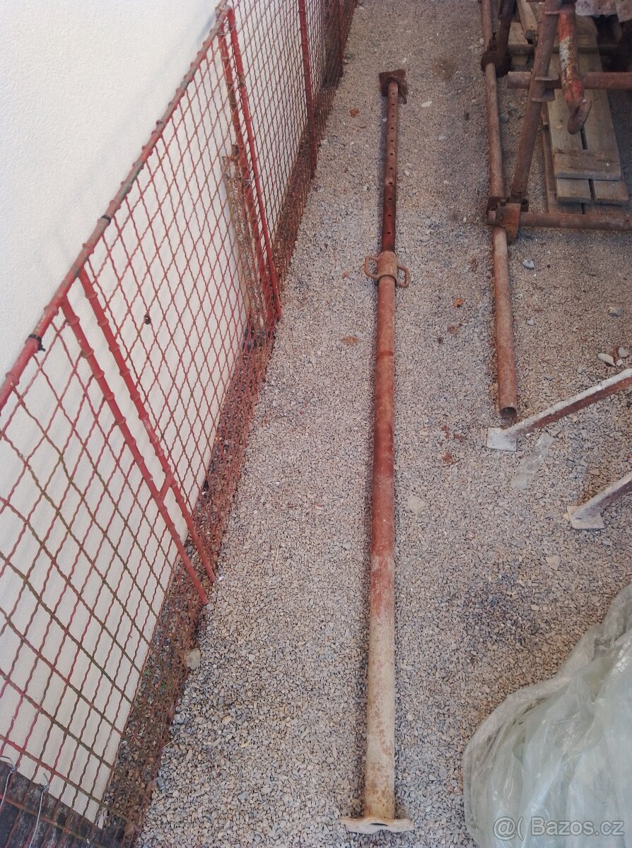 Prodám stavebni stropní podpěry - 2