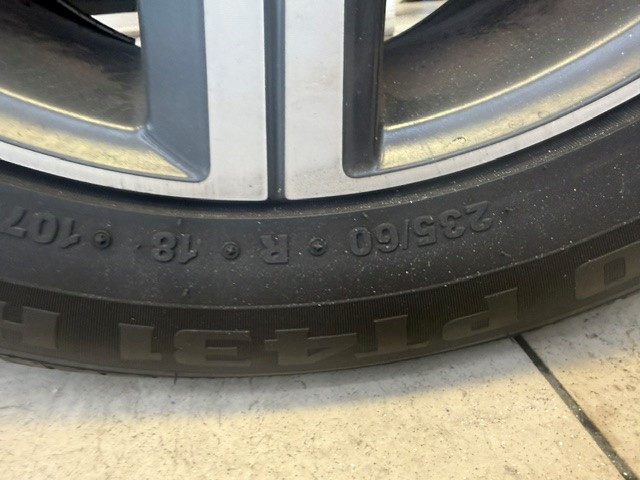 Letní pneu Petlas Explero 235/60 R18 - 2