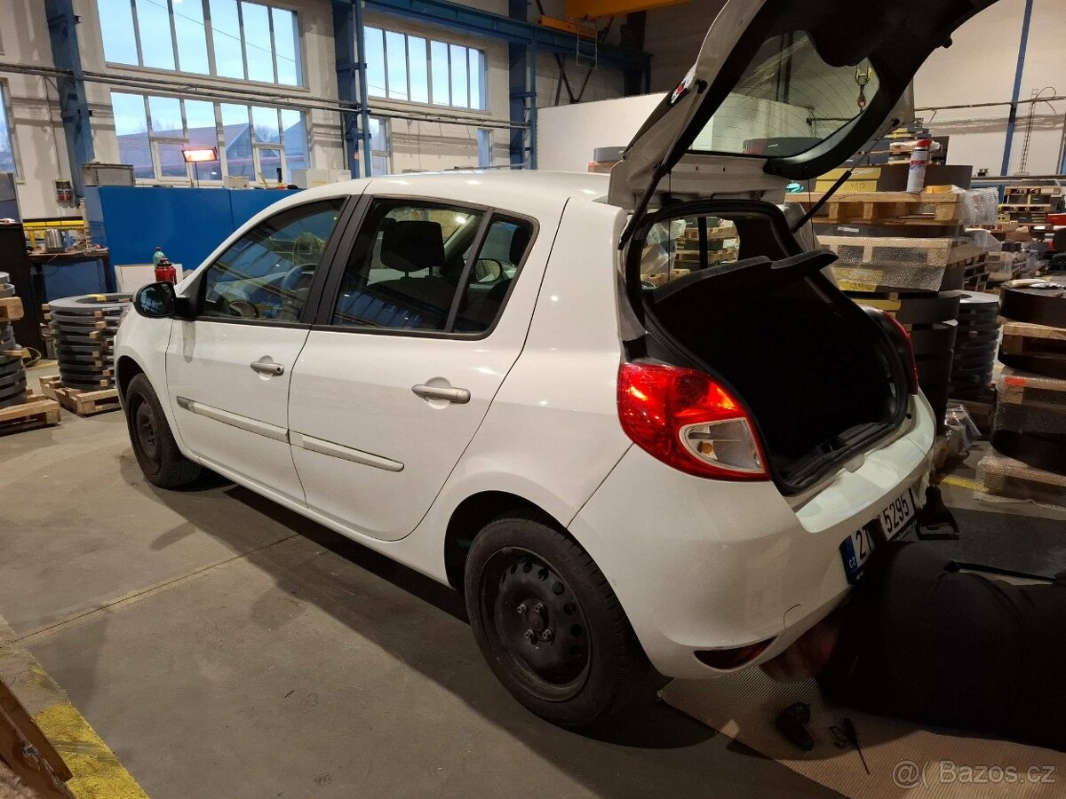 Renault Clio - 2