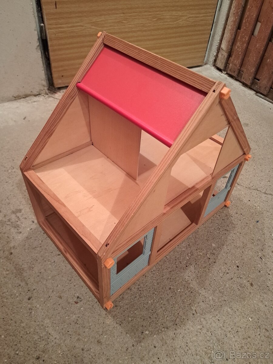 Domeček pro panenky - 2