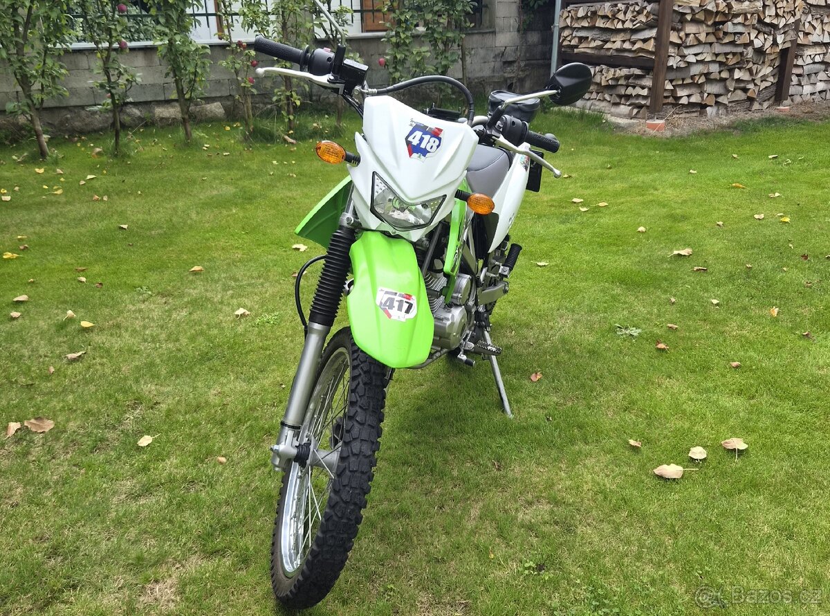 Kawasaki klx 125
- 2