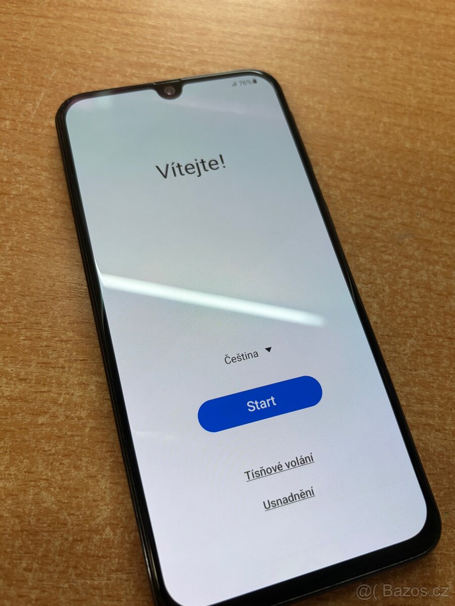 Samsung Galaxy A40 64 GB - 2