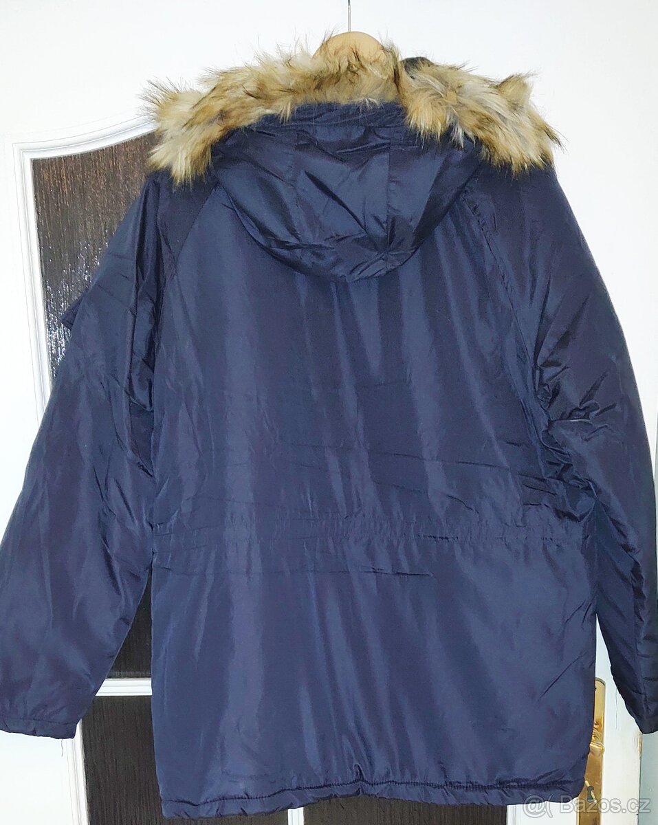 Panská zimní parka vel. L-XL, nová - 2