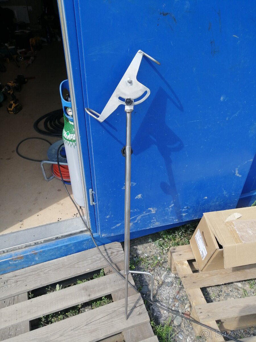 Rybářská vidlička na vyvěšenou a feeder - 2