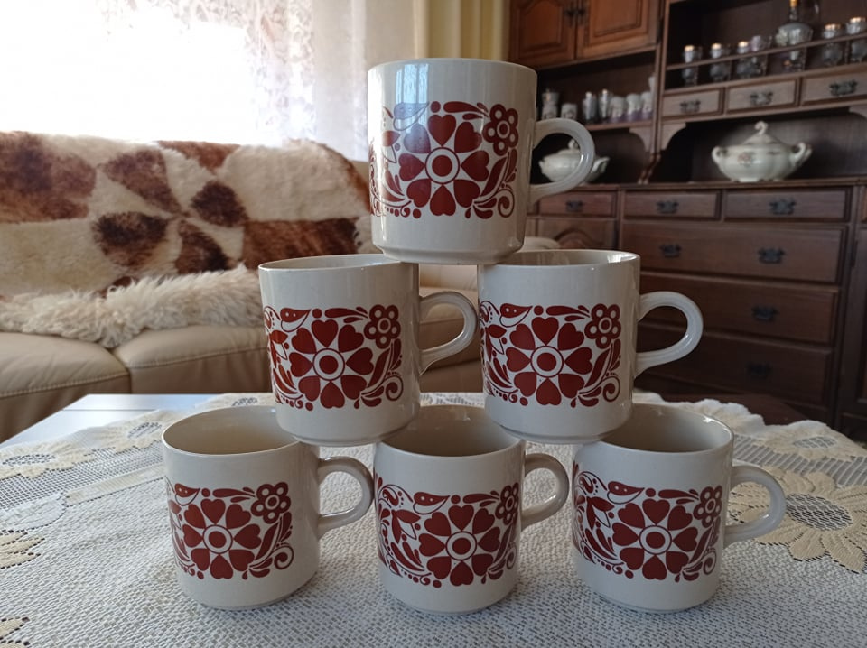 československé hrnky - sady 2. - 2