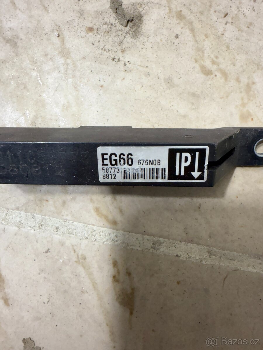 Radiová anténa MazdaCx7 - 2