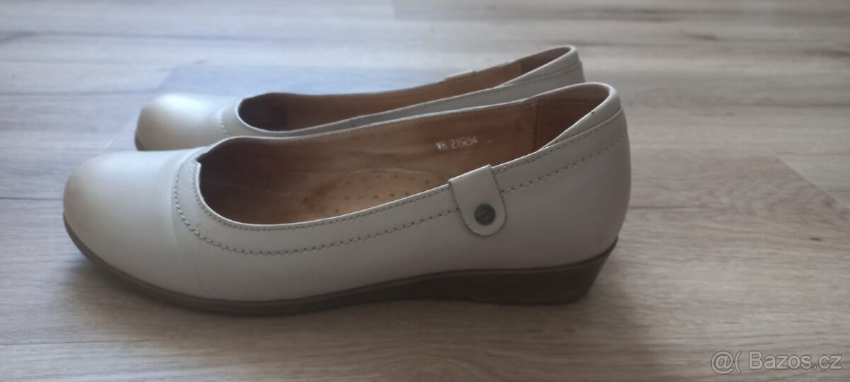 Kožené lodičky/baleríny Lasocki vel.38 - 2