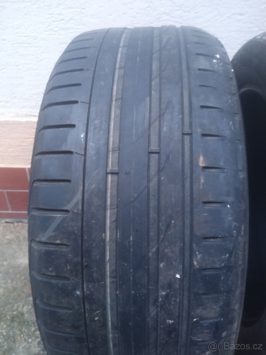 Letní gumy Nokian 255/50/19 - 2