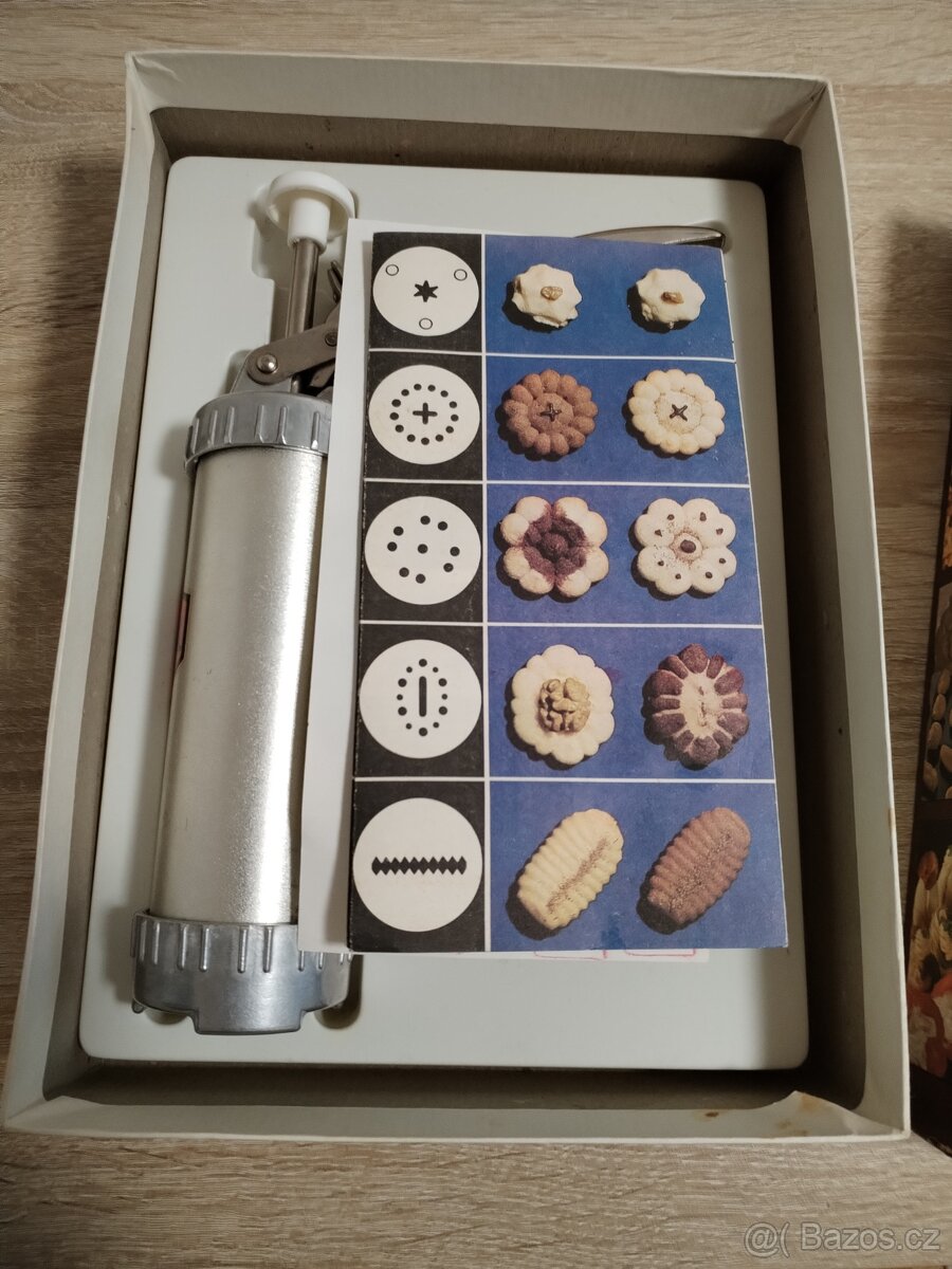 Lis na cukroví retro. - 2