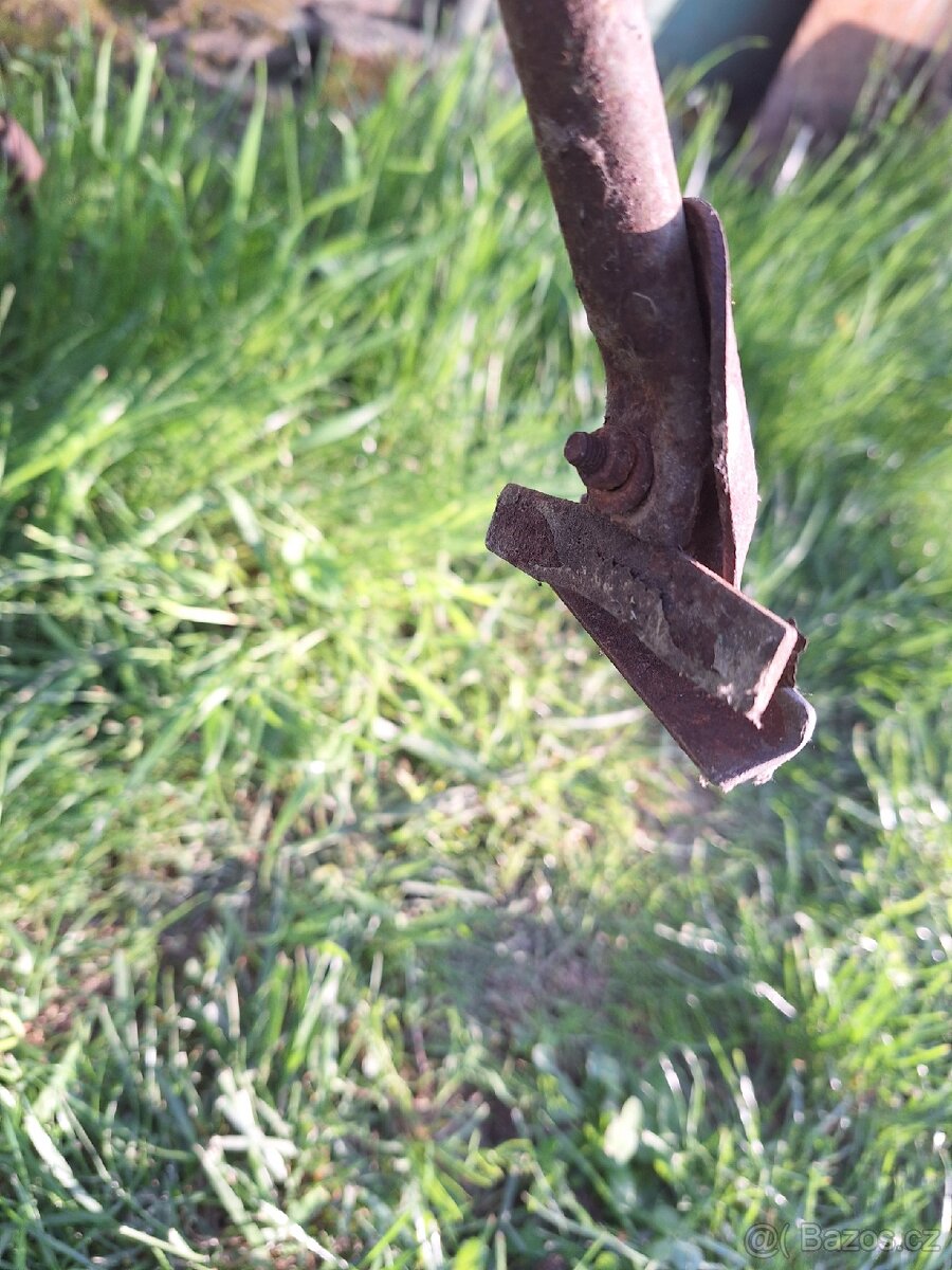 Zahrádka na Škodu 100, 110 a 1000mb - 2