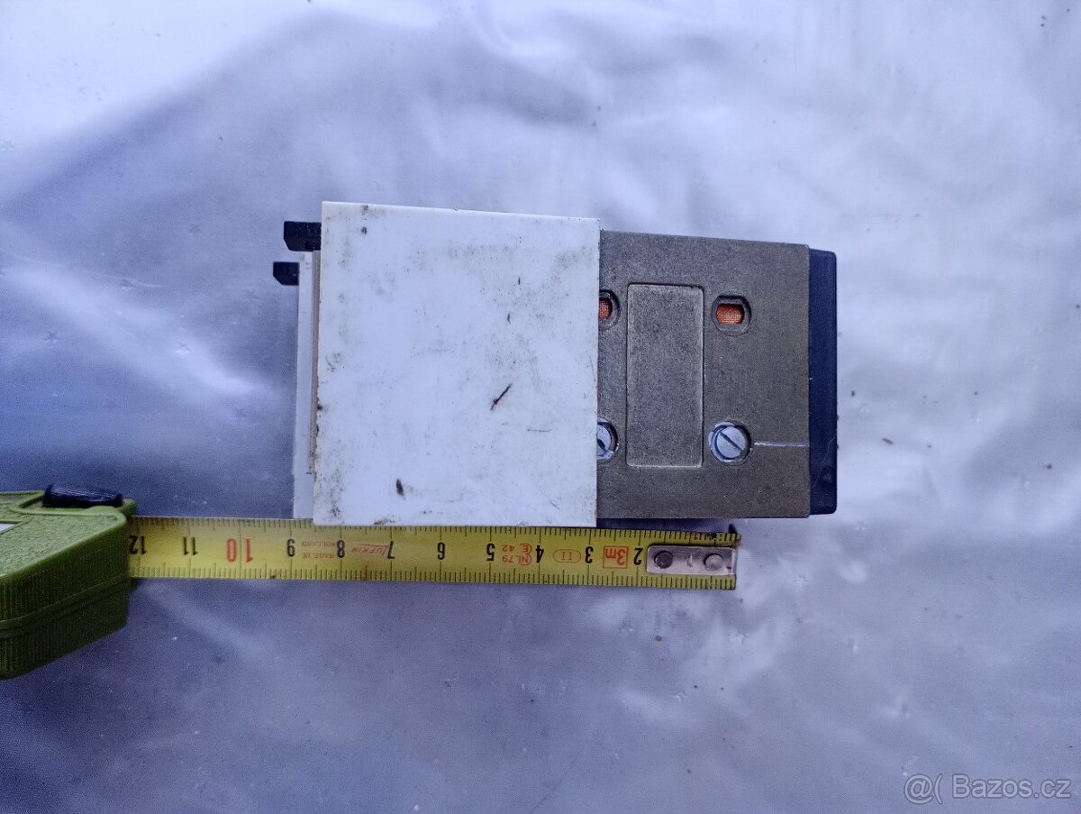 Prodám dvě elektrická počítadla s nulovanim - 2