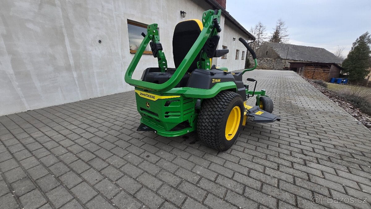 John Deere Z545R Z-track - 2
