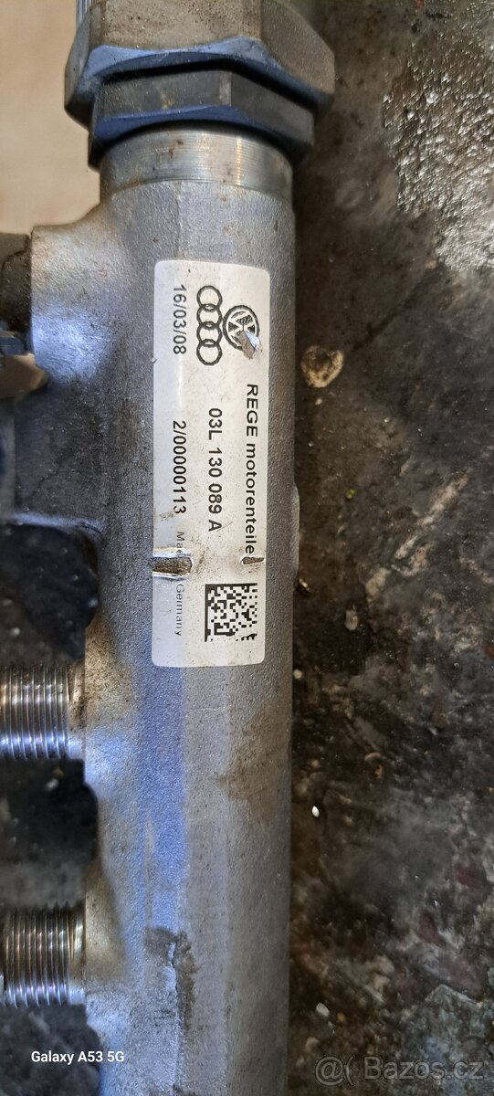 Vstřikovací lišta 03L130089A - 2