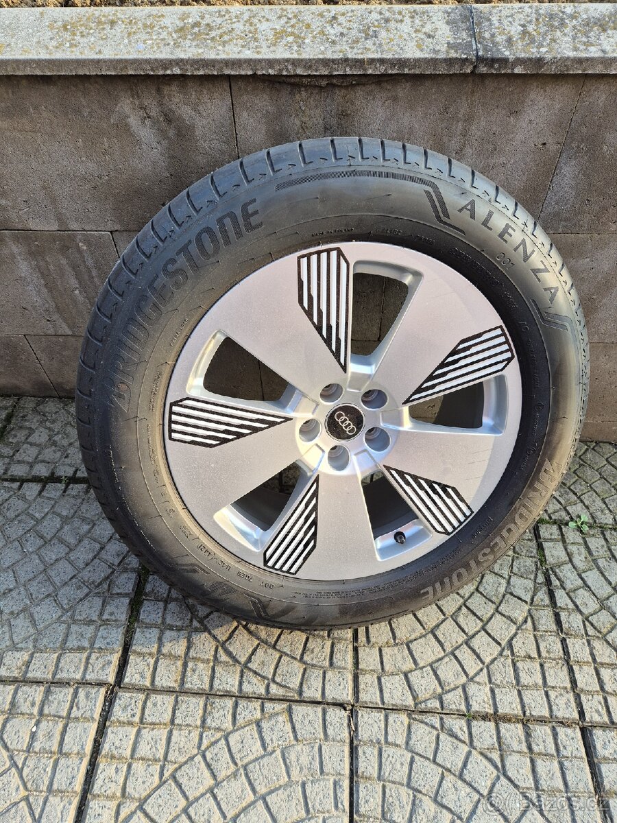 Letní alu sada Audi E-tron - 2