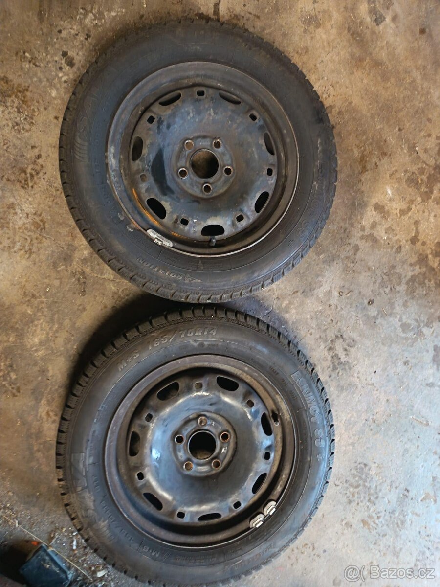 165/70 R14 zimní 2ks Sava 7mm+ na disku Fabia - 2