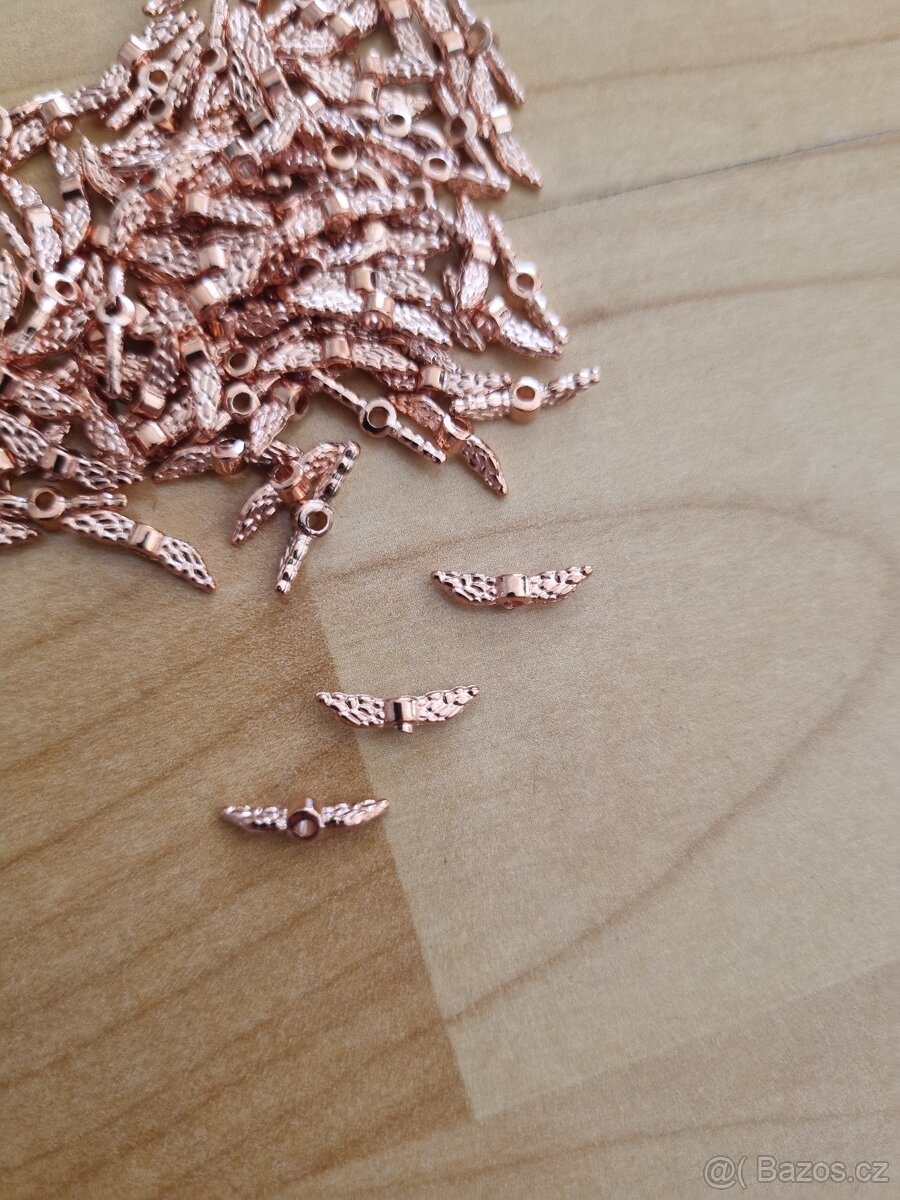 Kovové korálky - Rosegold křídla - 100 ks - 2