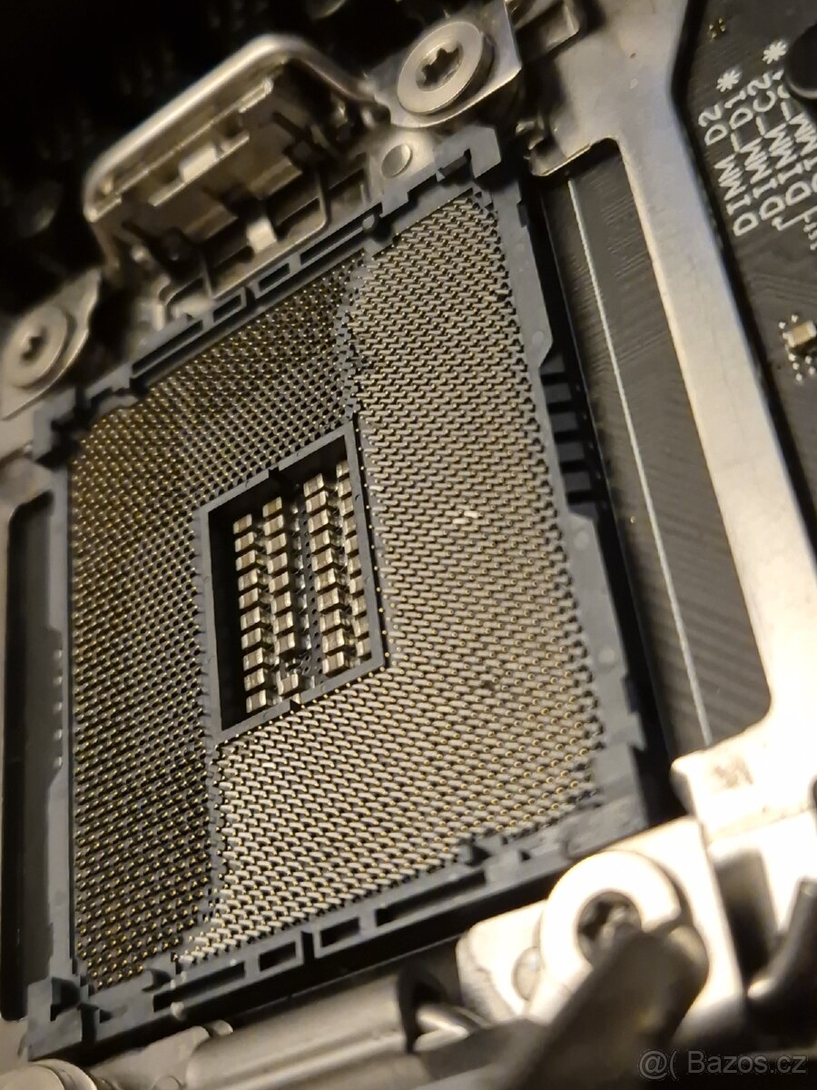 ASUS STRIX X99 GAMING LGA 2011-3 - 2