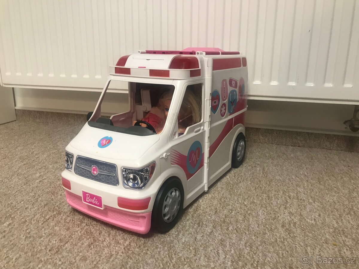 Barbie sanitka - 2