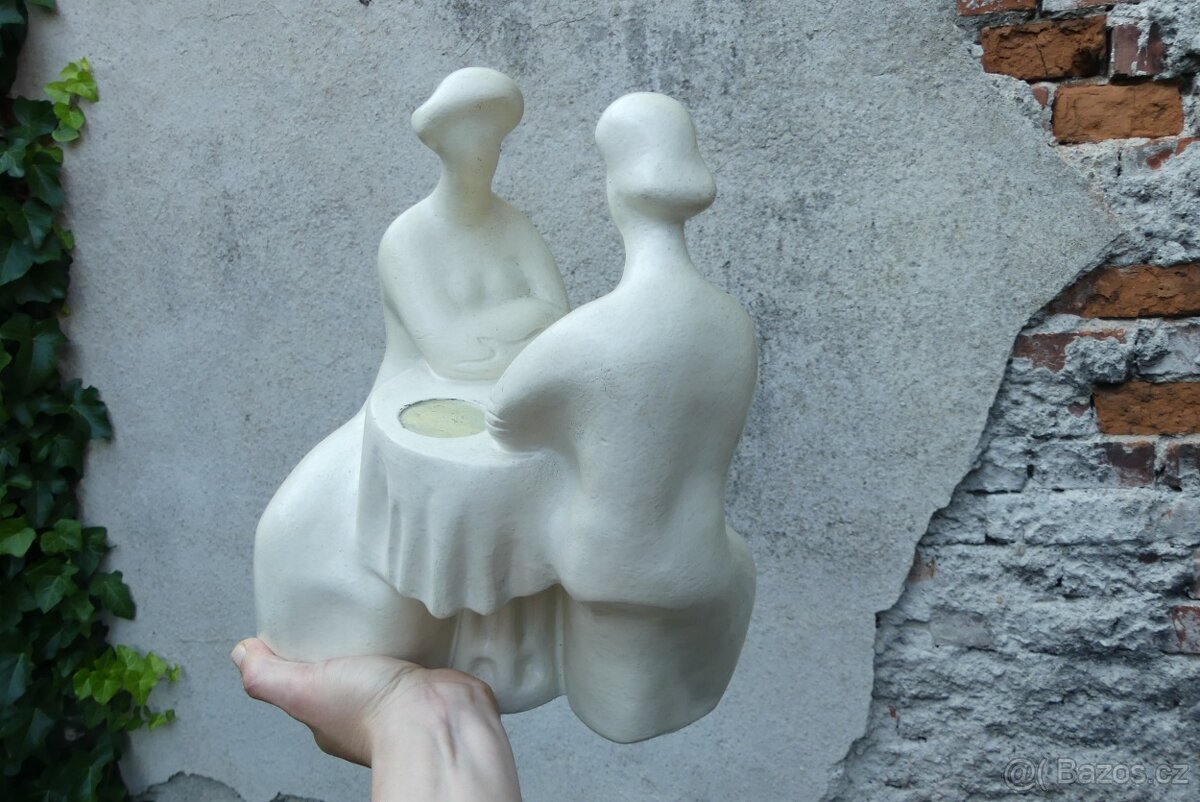 Ženy u stolu...retro keramická plastika, brusel - 2