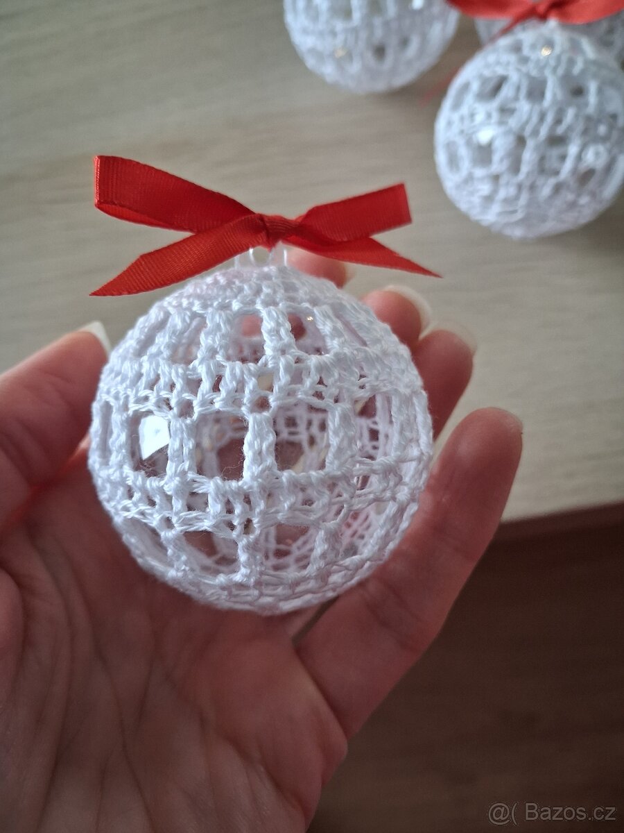 Háčkované baňky - 2