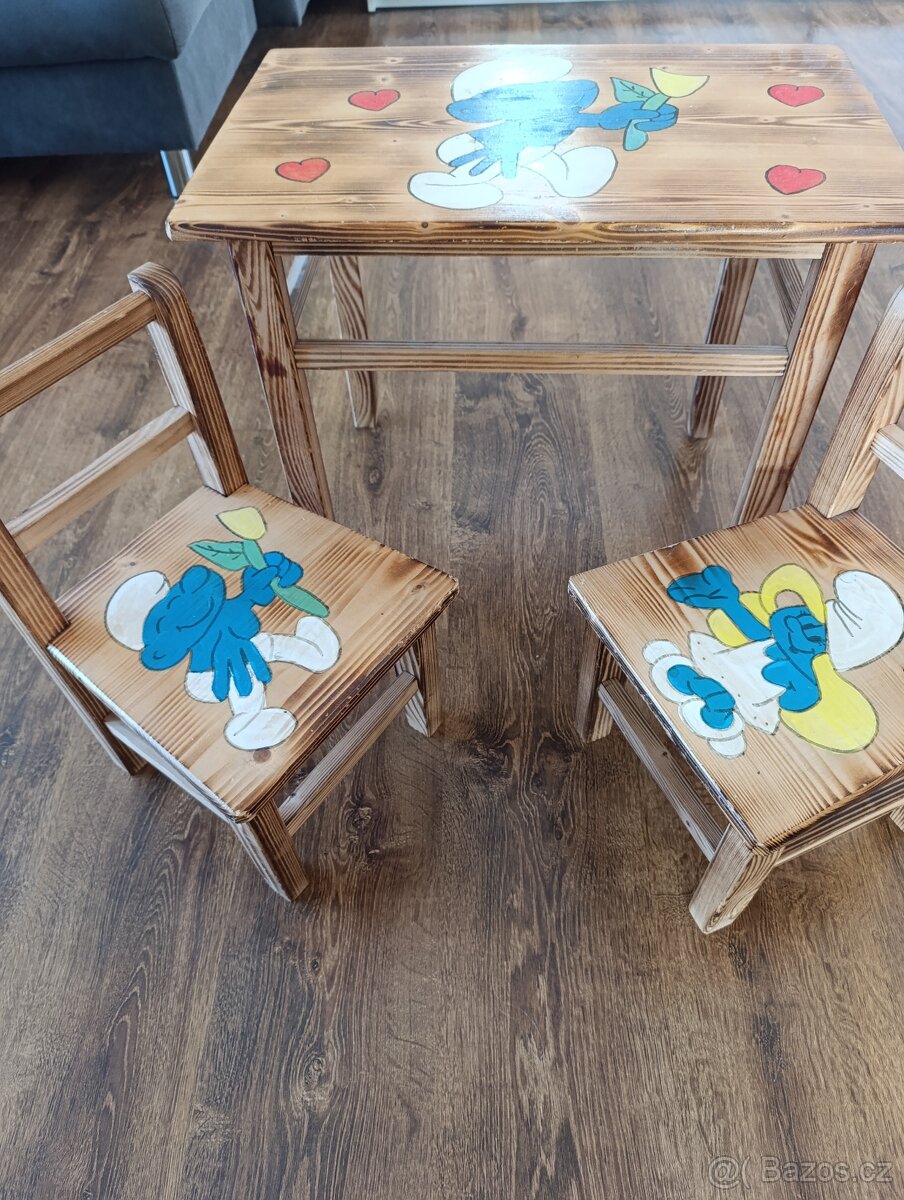 Dětský stul - 2