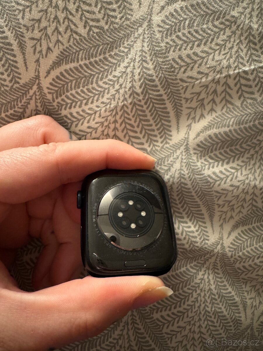 Apple Watch 8 GPS + Cellular, 45mm - 2