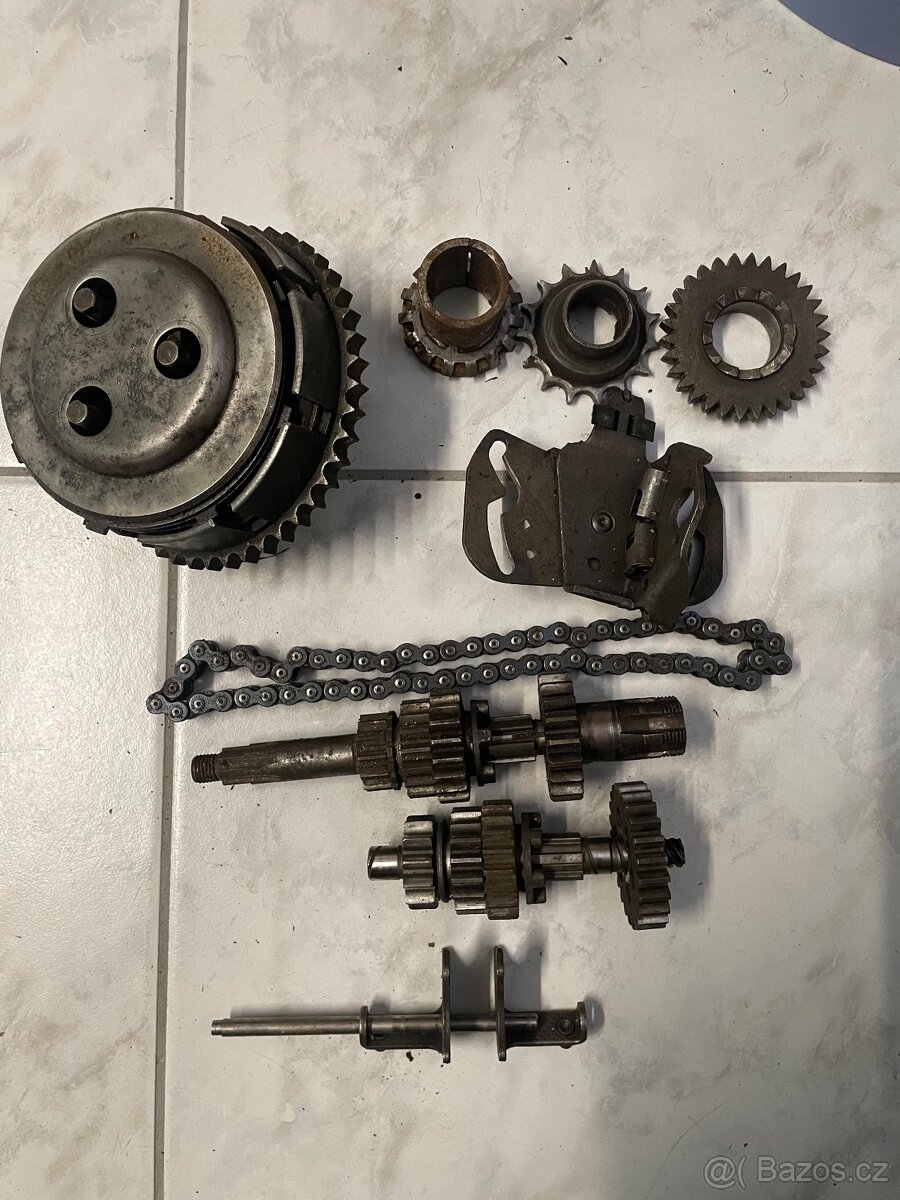 Díly motoru Jawa 250/350 - 2