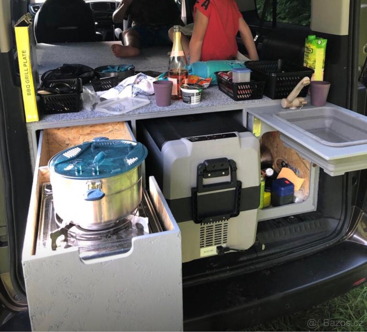 Kempingova vestavba do auta - 2