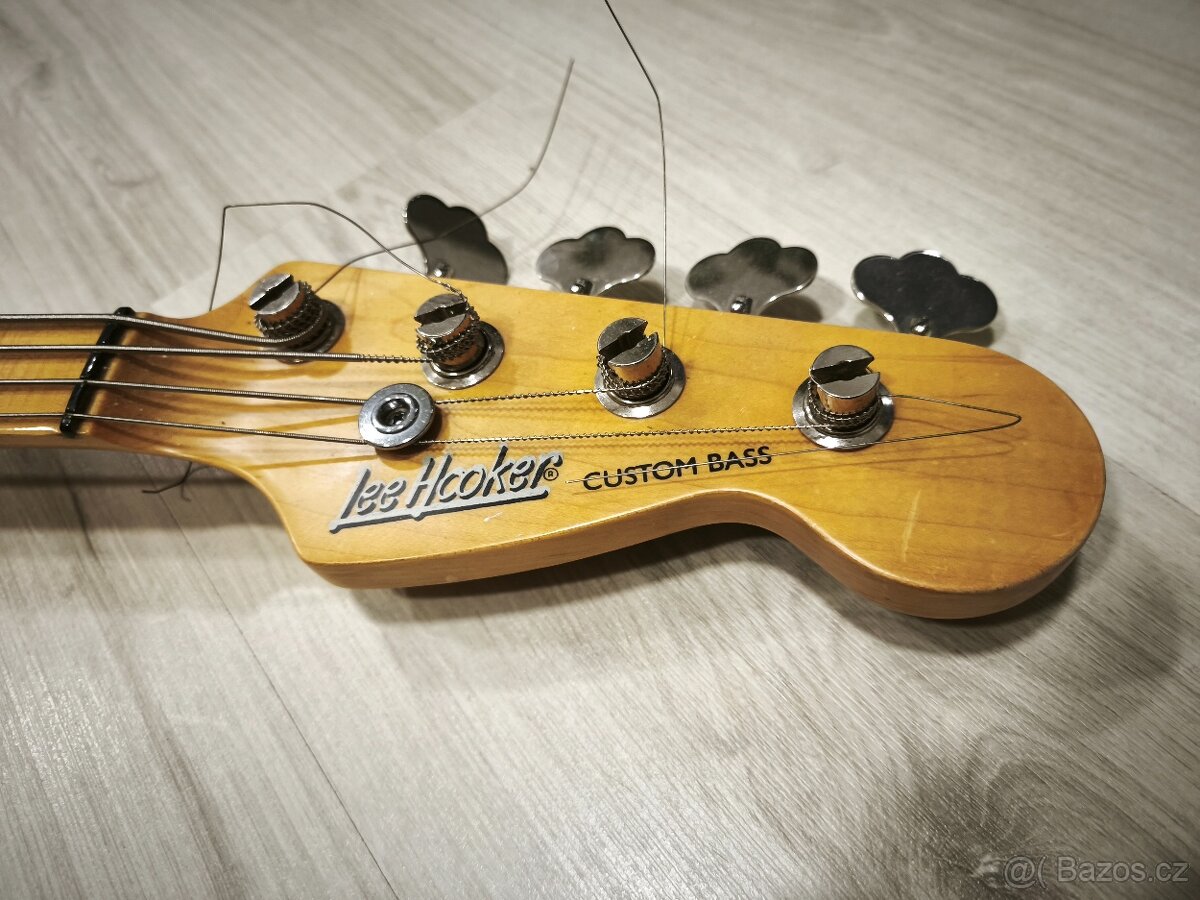 Baskytara Lee Hooker - 2