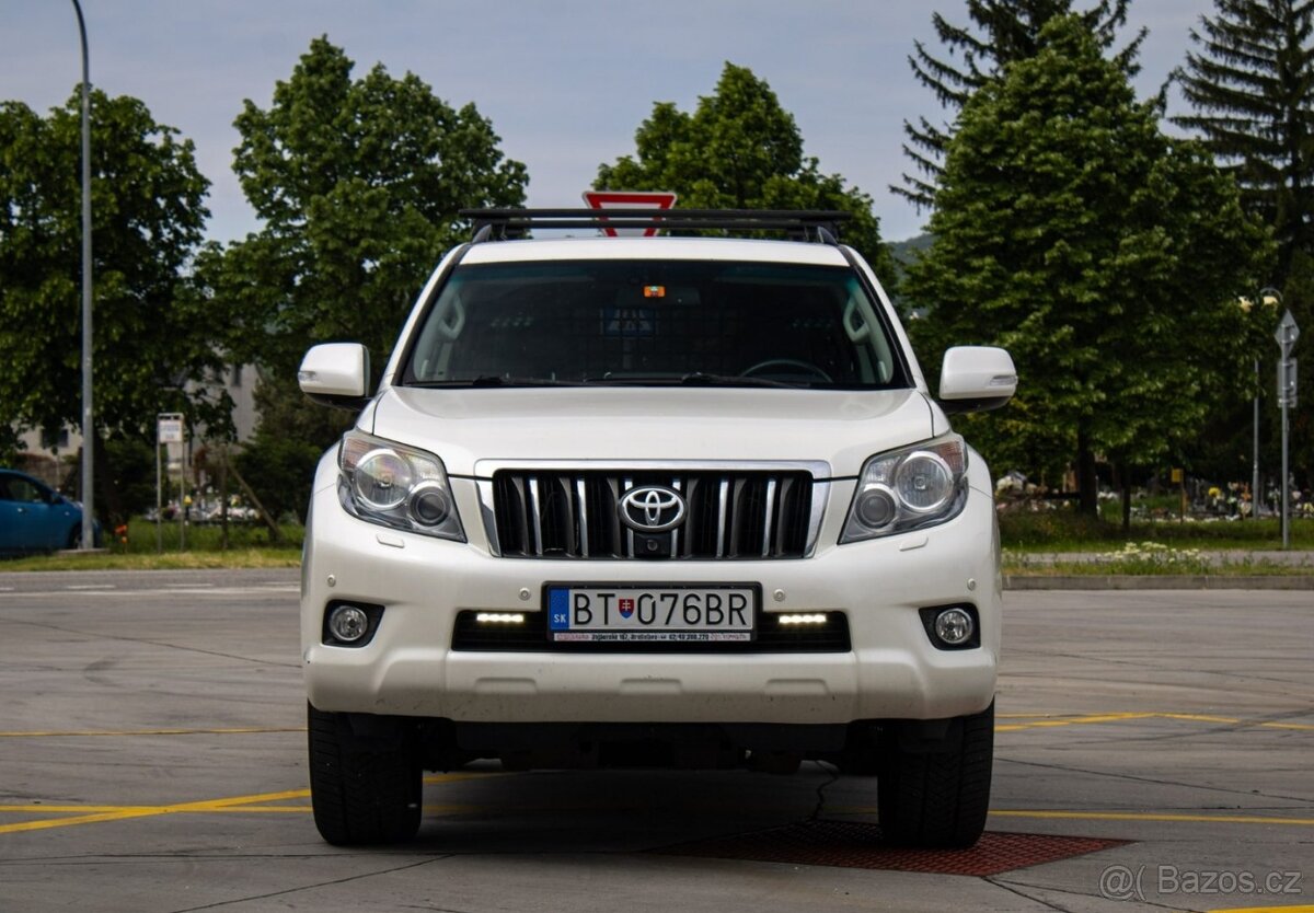 Toyota Land Cruiser 3.0I D-4D 190k Premium A/T 5m