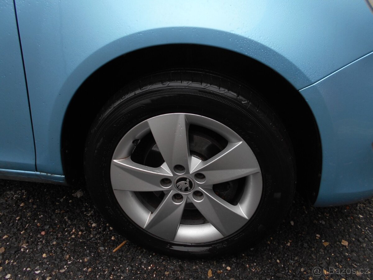 škoda-fabie,roomster atd orig alu kola včet obutí 195/55/15 - 2