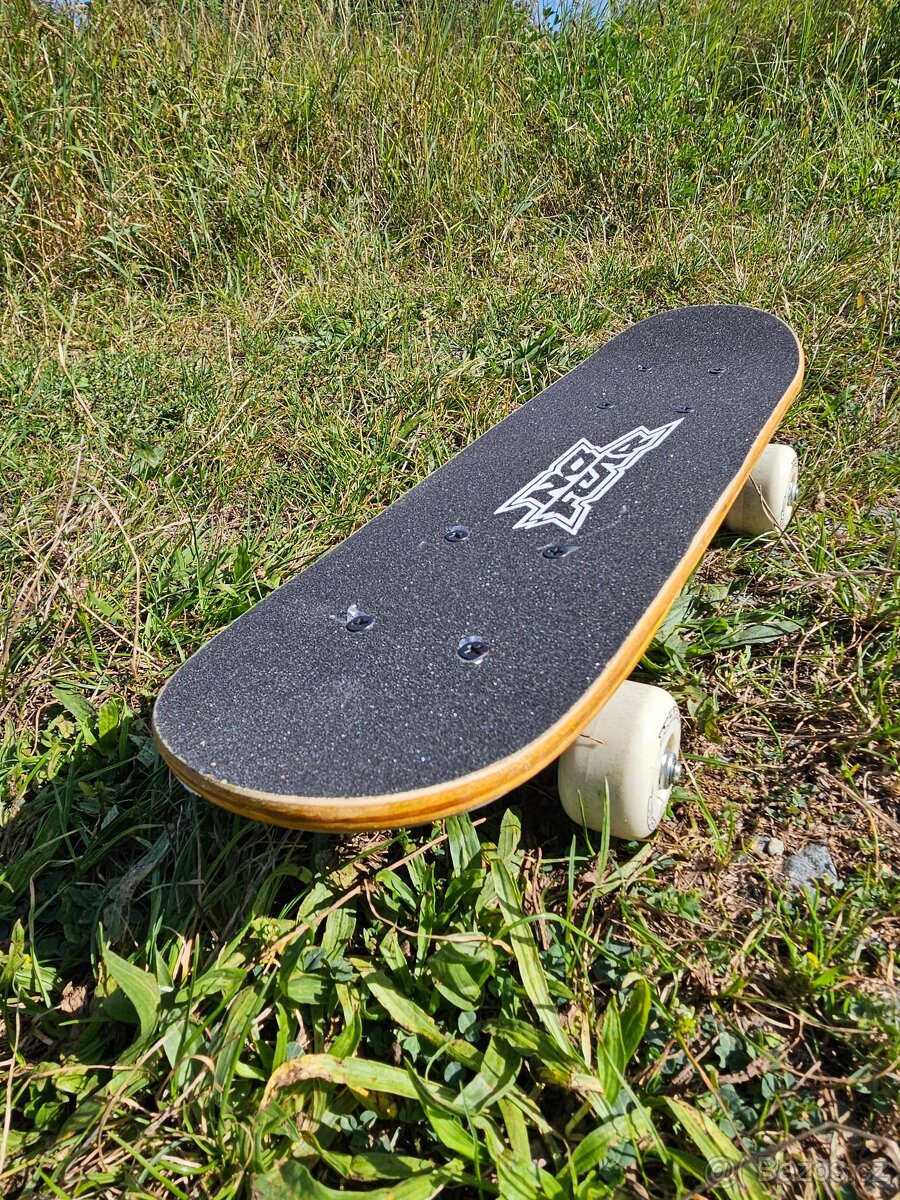 Dětský skateboard No Fear - NOVÝ - 2