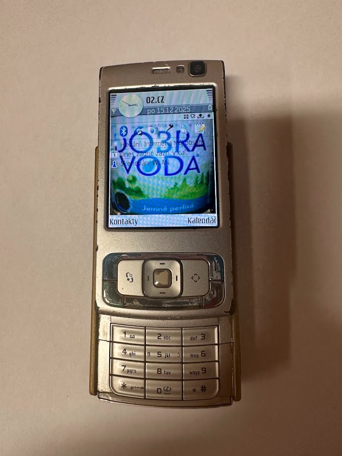 NOKIA N95 plně funkční s originální baterií a nabíječkou - 2