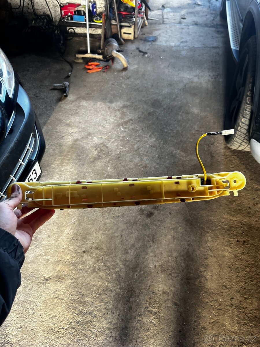 3. brzdové světlo MAZDA 6 GH Hatchback - 2