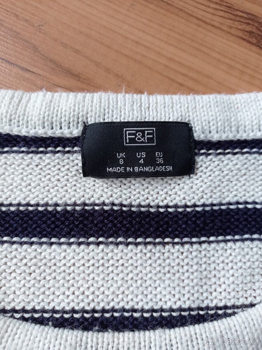 Dámský svetr s 3/4 rukávy - 2