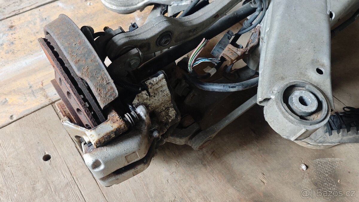 Zadní náprava Audi A8 D3 4.2fsi - 2