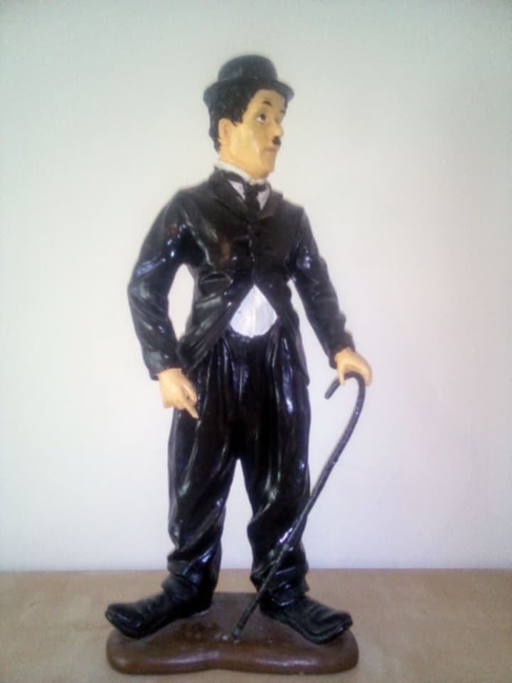 Socha, Charlie Chaplin - 46 cm - 2