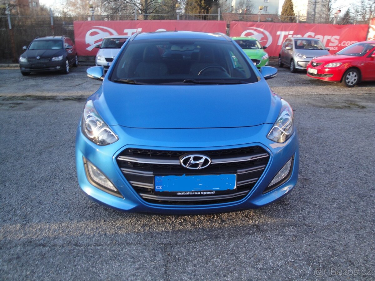 Prodám Hyundai i30,1.6,99kw,1maj.A/T,STYLE-GO - 2