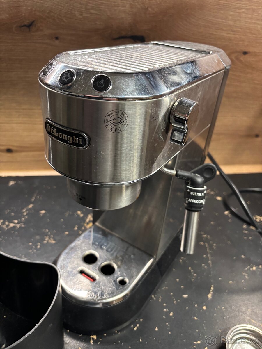 Kávovar delonghi ec 685 m - 2