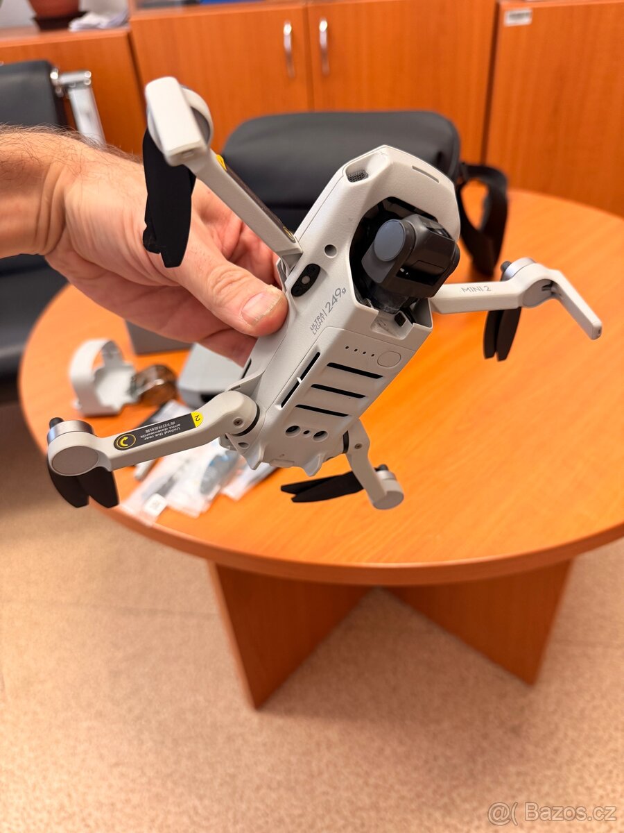 DJI mini 2 fly more combo dron - 2