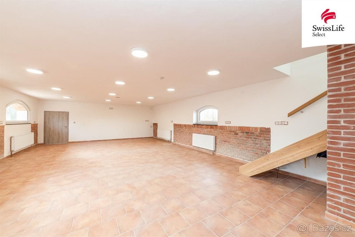 Pronájem obchodního prostoru 230 m2, Dobronín - 2