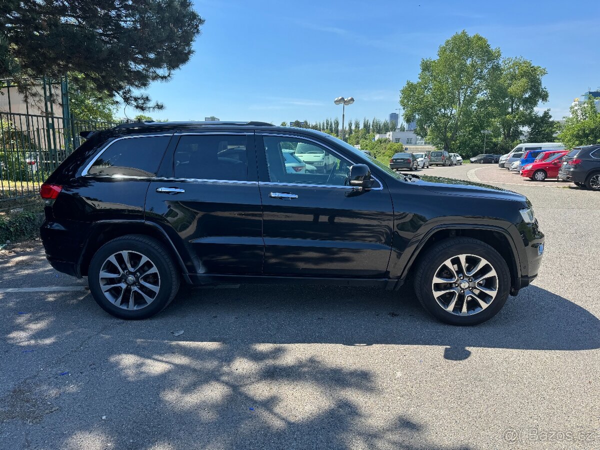 Jeep Grand Cherokee 3,0CRDi 184KW, ČR, 4X4, OVERLAND, TAŽNÉ
