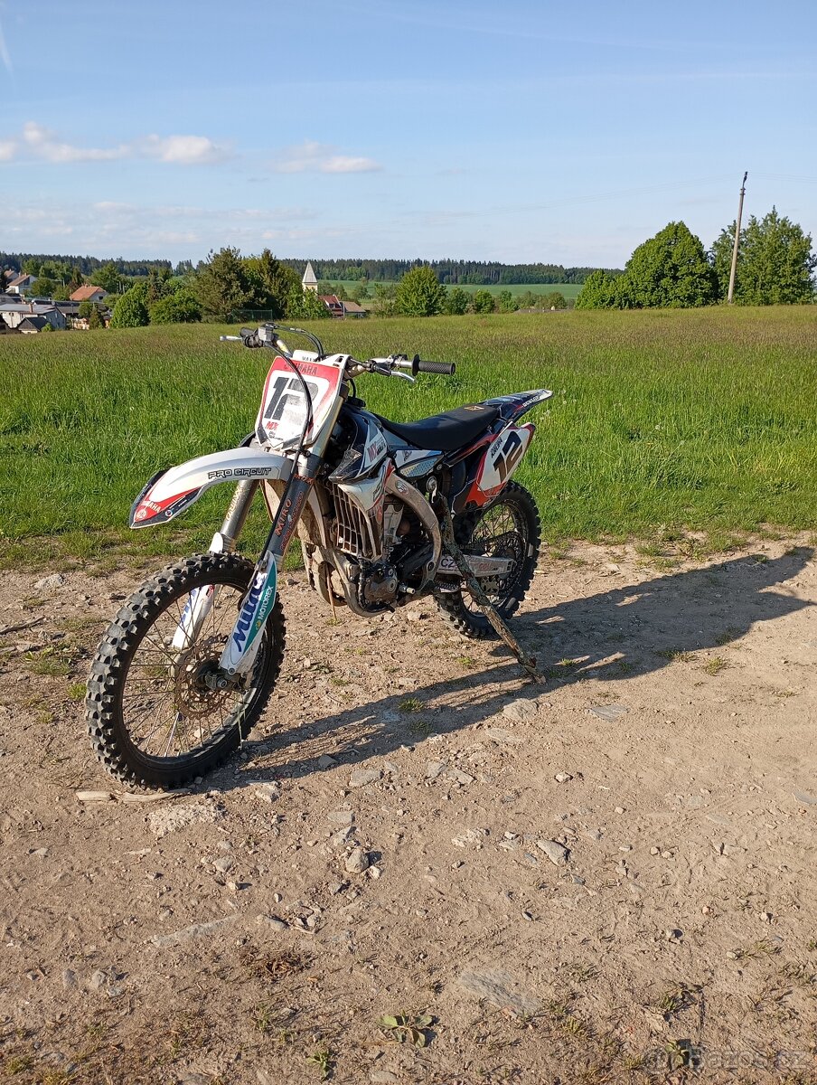 Yamaha yzf 450 2012