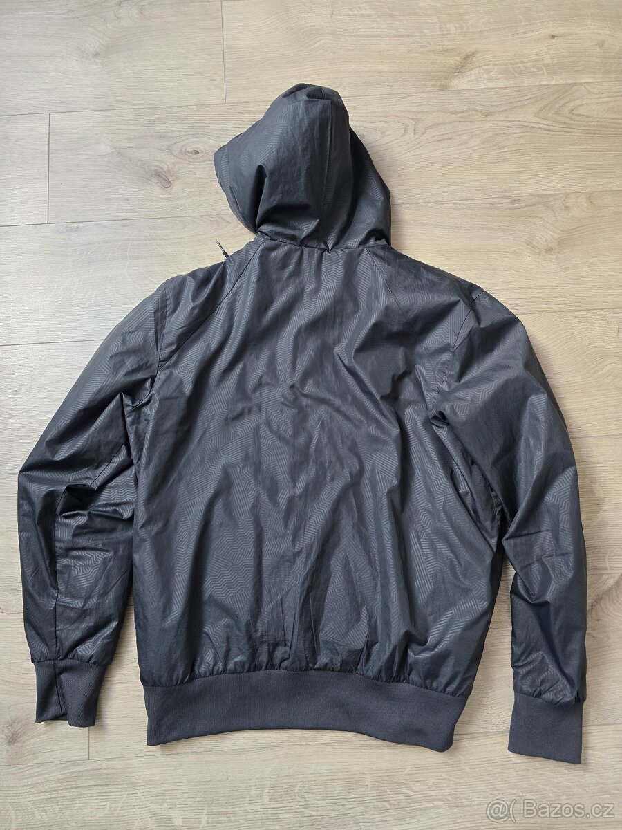 Letní bunda Nike s kapucí vel.M - 2