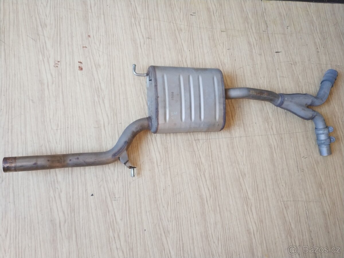 Audi A4 B8 8K A5 střední tlumič výfuku 8K0253411AK original - 2